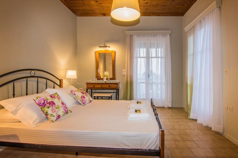 Porto Giardino Apartments Psarou  外观 照片